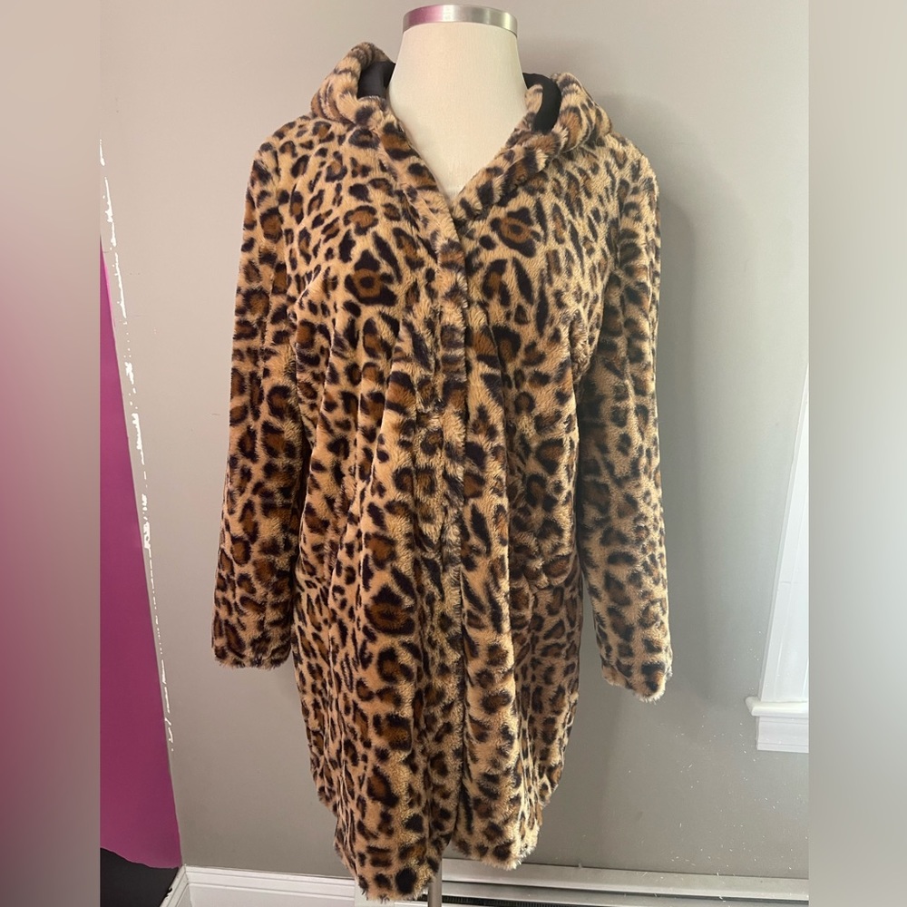 Torrid cheetah print coat size 0